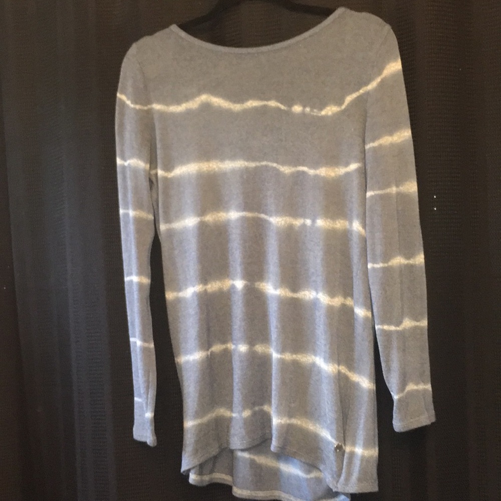 NWOT Open Back Tie Dye Vans Sweater